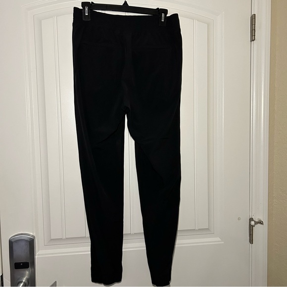 Athleta Black Brooklyn Joggers Size 4 - Picture 5 of 9